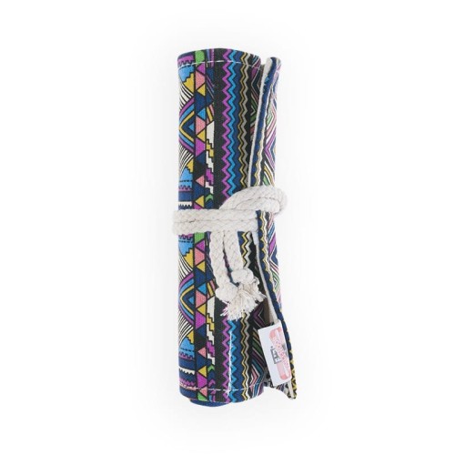 pio-sfg584-00104-etui-na-kredki-48-szt-wiazane-kolorowe (1).jpg