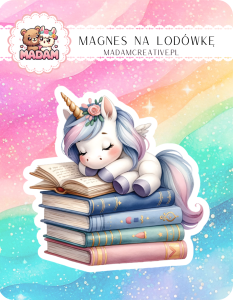 Magnes na lodówkę MaDam Jednorożec Polly – Książkowa królowa marzeń – zaczytana w tęczowych opowieściach!