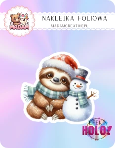 Naklejka foliowa pojedyncza Holograficzna MaDam Święta Leniwiec Leon – Najlepszy przyjaciel bałwana – śnieżna frajda!