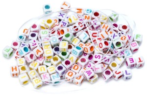 Koraliki literki kolorowe, Brewis