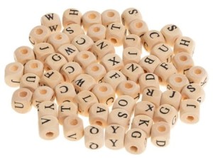 Koraliki drewniane naturalne Alfabet 8 mm 60 sztuk, Brewis